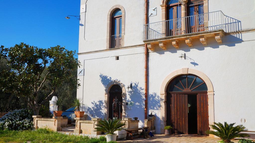 Gasthaus Antica Masseria Carparelli Ostuni Exterior foto